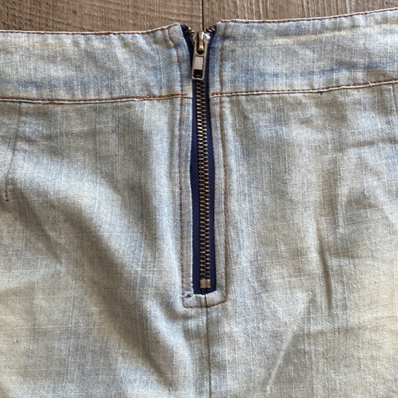Aztec denim mini skirt - size small - Picture 3 of 4